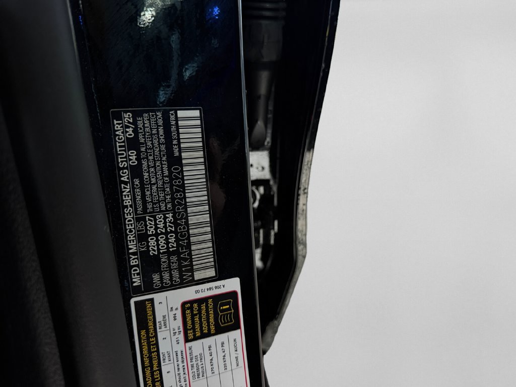 Used 2025 Mercedes-Benz C 300 Sedan image 34