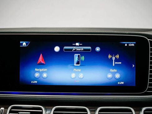 Used 2026 Mercedes-Benz GLS 450 4MATIC image 15