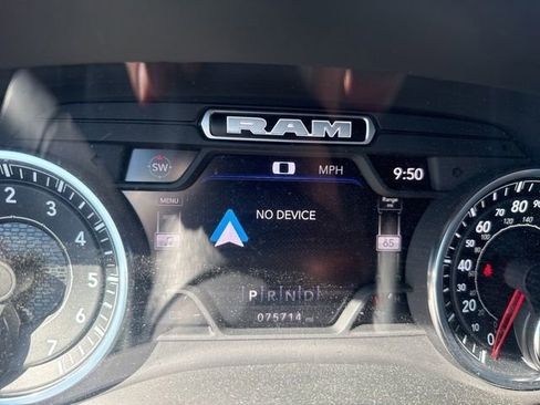 Used 2023 RAM 1500 Laramie AWD/4WD image 22