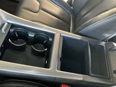 Used 2023 Hyundai Palisade Calligraphy image 8