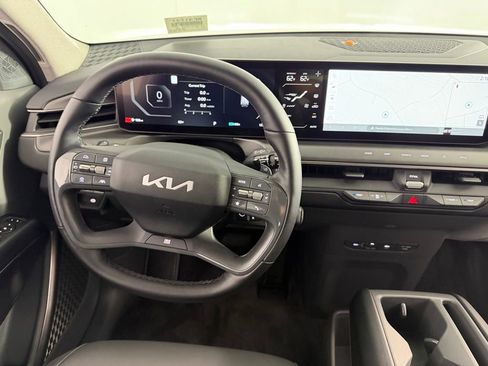 Used 2024 Kia EV9 Light Long Range image 14