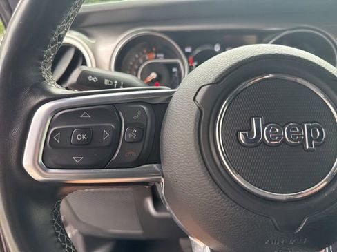 Certified 2021 Jeep Wrangler Unlimited Sahara image 40