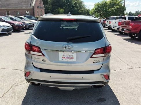 Used 2019 Hyundai Santa Fe XL w/ Cargo Package AWD/4WD image 4