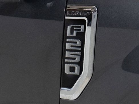 Used 2019 Ford F250 Lariat w/ Lariat Ultimate Package AWD/4WD image 84