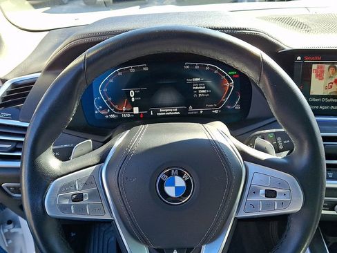 Used 2022 BMW X7 xDrive40i w/ Premium Package image 22