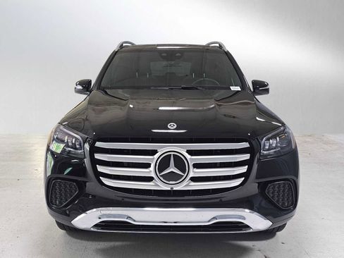 Used 2026 Mercedes-Benz GLS 450 4MATIC image 9