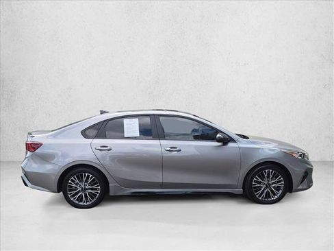 Used 2024 Kia Forte GT-Line w/ GT-Line Premium Package FWD image 3