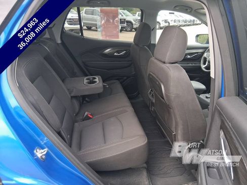 Used 2024 GMC Terrain SLE w/ Driver Convenience Package AWD/4WD image 13