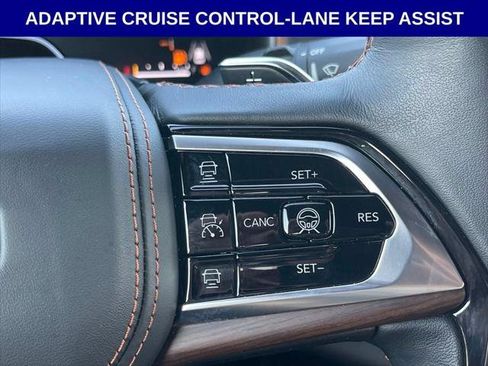 Certified 2025 Jeep Grand Cherokee L Summit w/ Advanced Protech Group IV AWD/4WD image 16