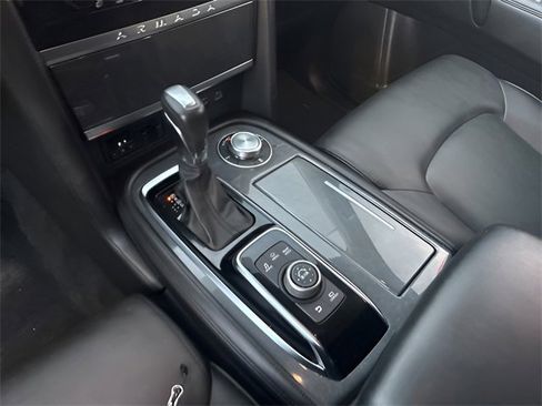 Used 2022 Nissan Armada SV image 27