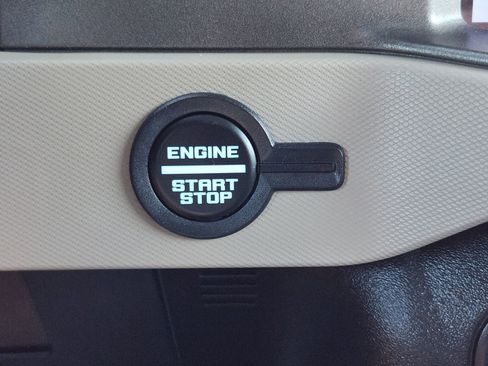 Used 2024 Ford Bronco Wildtrak image 25