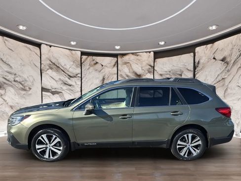 Used 2019 Subaru Outback 2.5i Limited w/ Popular Package #2 image 4