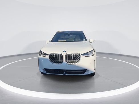 New 2026 BMW X3 xDrive30 w/ Premium Package image 3