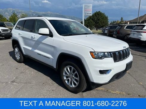 Used 2021 Jeep Grand Cherokee Laredo w/ Security & Convenience Group AWD/4WD image 9