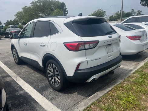 Used 2020 Ford Escape Titanium w/ Titanium Premium Package 2.0 AWD/4WD image 4