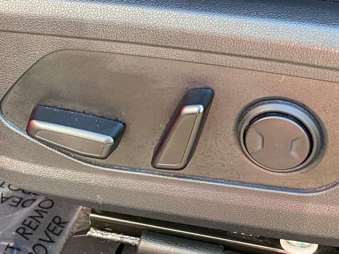 Used 2022 Kia Sorento S w/ Panoramic Sunroof Package image 13