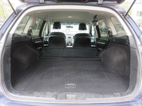 Used 2014 Subaru Outback 2.5i Premium AWD/4WD image 23