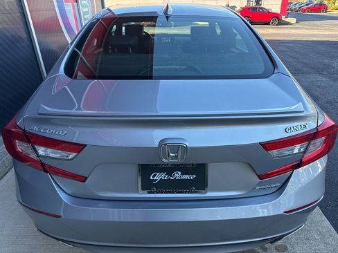 Used 2019 Honda Accord Sport image 10
