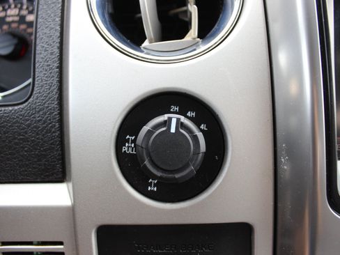 Used 2013 Ford F150 FX4 w/ Luxury Equipment Group AWD/4WD image 27