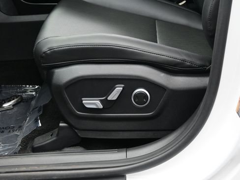 Used 2025 Hyundai Santa Fe XRT image 11