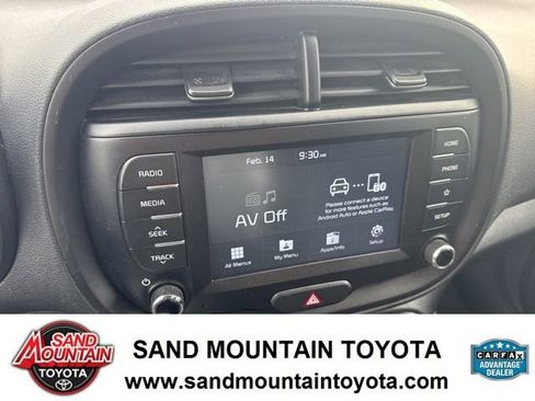 Used 2021 Kia Soul LX image 21