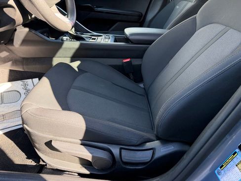 Used 2022 Kia K5 LXS image 32