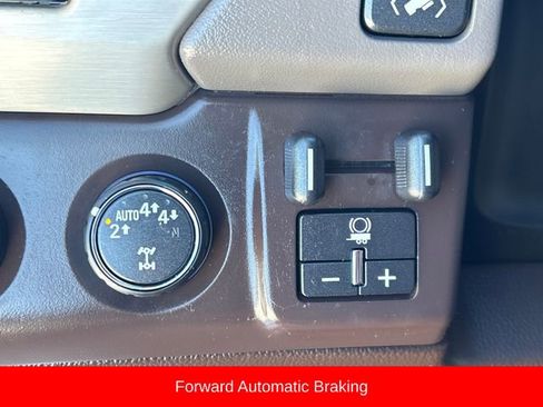 Used 2019 GMC Yukon Denali w/ Denali Ultimate Package image 34