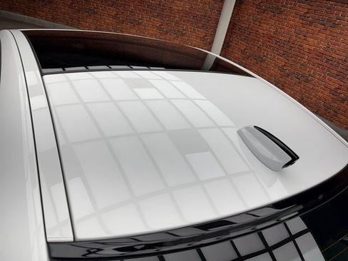 Used 2024 Jaguar XF R-Dynamic SE image 25