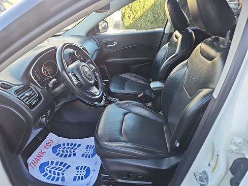 Used 2019 Jeep Compass Limited image 9