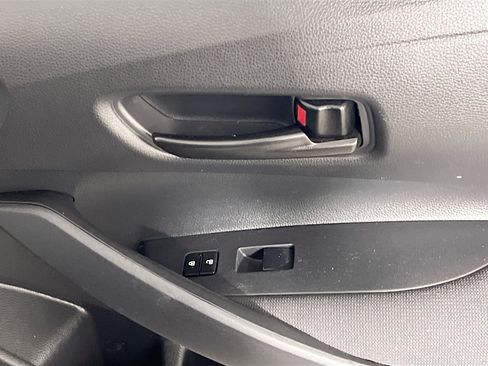 Used 2024 Toyota Corolla LE FWD image 30
