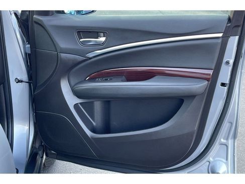 Used 2016 Acura MDX SH-AWD w/ Technology Package image 22