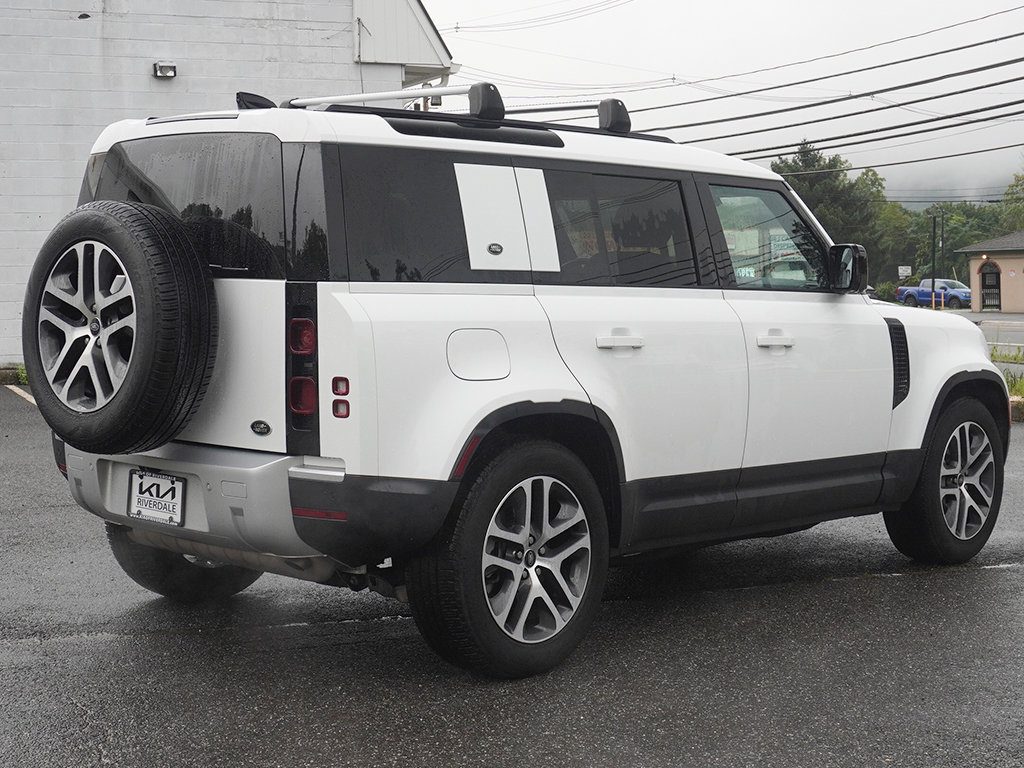 Used 2022 Land Rover Defender 110 SE AWD/4WD image 14
