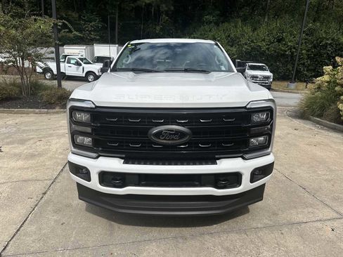 Used 2024 Ford F250 Lariat w/ Black Appearance Package image 2