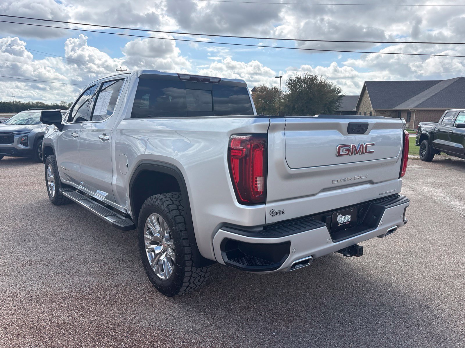 Used 2022 GMC Sierra 1500 Denali AWD/4WD image 4