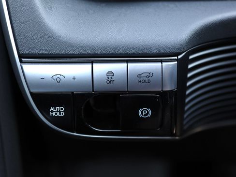 Certified 2024 Hyundai Ioniq 5 SEL AWD/4WD image 32
