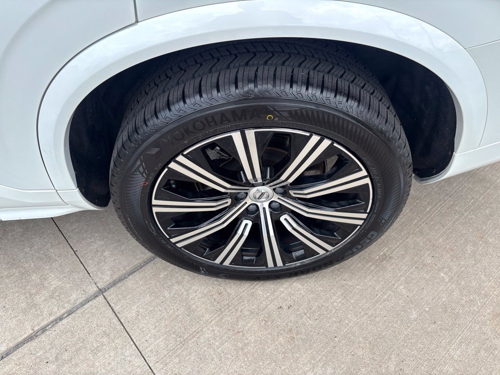 Certified 2023 Volvo XC90 B5 Core w/ Climate Package AWD/4WD image 15
