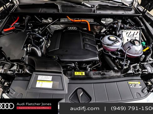 Used 2025 Audi Q5 e Premium Plus w/ Premium Plus Package image 11