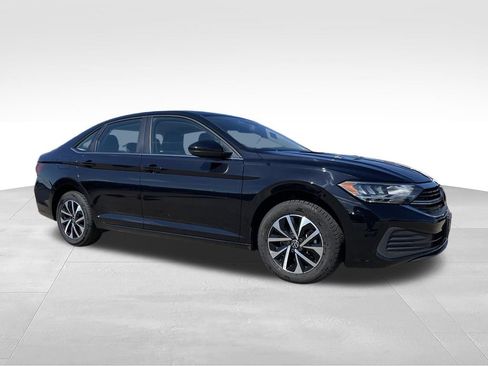 Used 2024 Volkswagen Jetta S FWD image 2