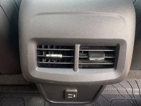 Used 2022 Chevrolet Equinox RS w/ RS Leather Package FWD image 47