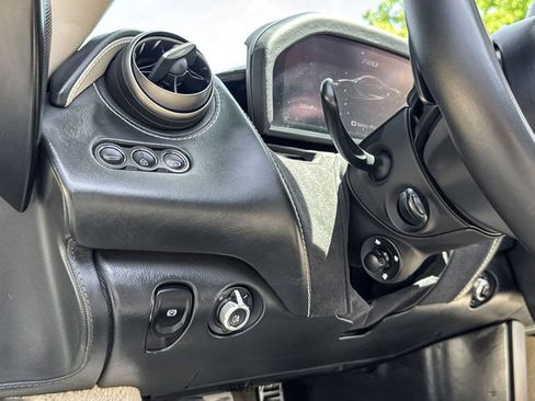 Used 2018 McLaren 720S Luxury RWD image 26