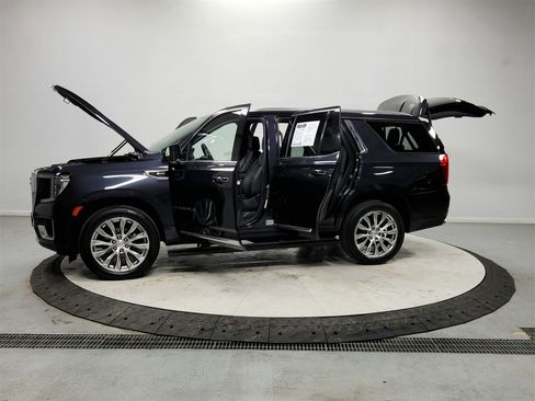 Used 2023 GMC Yukon Denali image 12