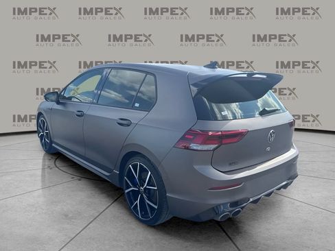 Used 2024 Volkswagen Golf R AWD/4WD image 3