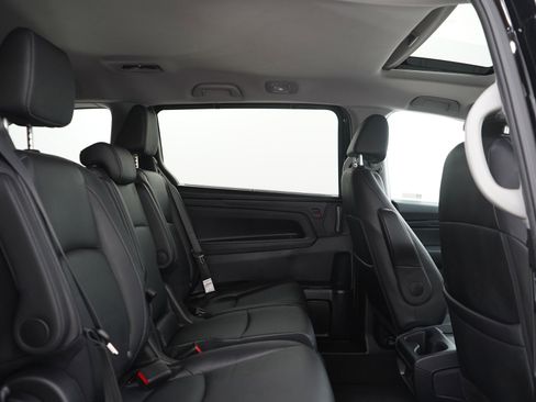 Used 2024 Honda Odyssey EX-L image 12