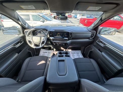 Used 2024 Chevrolet Silverado 1500 LT AWD/4WD image 21