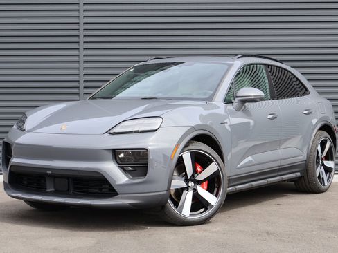 New 2026 Porsche Macan 4S Electric AWD/4WD image 1