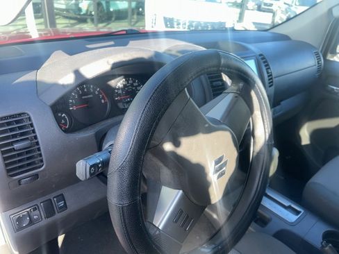 Used 2012 Suzuki Equator 2WD Extended Cab image 2