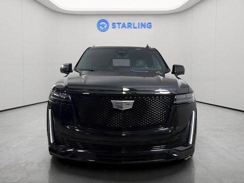 Used 2023 Cadillac Escalade Sport w/ LPO, ONYX Package AWD/4WD image 16