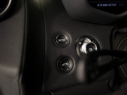 Used 2020 McLaren GT image 19