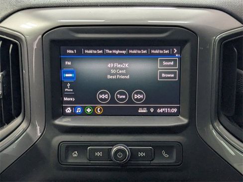 Used 2020 Chevrolet Silverado 1500 Custom w/ Custom Value Package image 11