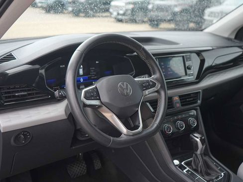 Used 2023 Volkswagen Taos S w/ Driver Assistance Package FWD image 2